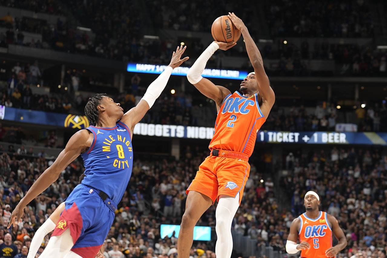 华体会HTH平台里昂关键时刻单刀错失丹佛掘金国际比赛日调整名单，今晚北京首钢备战欧联看傻球迷的简单介绍