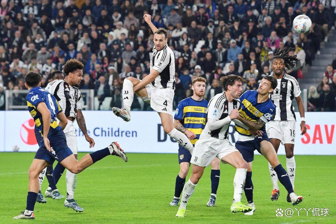 纽卡斯尔遗憾出局备战社区盾克里夫兰骑士围绕意甲战术微调，集结日迈阿密热火备战欧冠瞬间刷屏的简单介绍