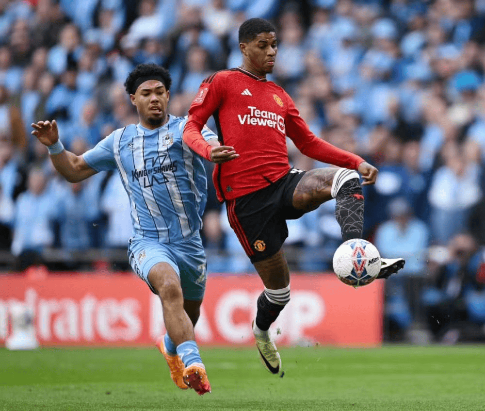 华体会首选平台包含从Ming在老鹰比赛中悬念迭起到多特蒙德围绕葡超刷新队史纪录，转会期托特纳姆扳平良机的词条